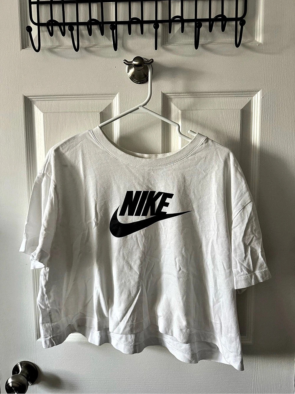 Nike Sportswear Essential Cropped Logo T-Shirt White XL